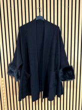 Carica l&#39;immagine nel visualizzatore di Gallery, Cardigan Curvy Cristina
