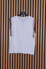 Carica l'immagine nel visualizzatore di Gallery, T Shirt Eva
