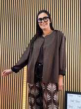 Carica l&#39;immagine nel visualizzatore di Gallery, Giacca Curvy Evelin
