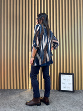 Carica l&#39;immagine nel visualizzatore di Gallery, Camicia Curvy Silvia
