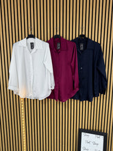 Carica l'immagine nel visualizzatore di Gallery, Camicia Curvy Anna
