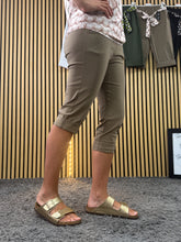 Carica l&#39;immagine nel visualizzatore di Gallery, Pantaloncino Roberta
