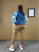 Carica l&#39;immagine nel visualizzatore di Gallery, Gilet in Jeans
