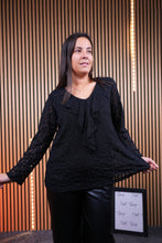 Carica l'immagine nel visualizzatore di Gallery, Maglia Curvy Pizzo
