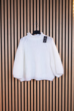Carica l'immagine nel visualizzatore di Gallery, Maglione Cloe
