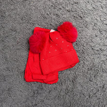 Carica l'immagine nel visualizzatore di Gallery, Set Berretto Sciarpa Guanti
