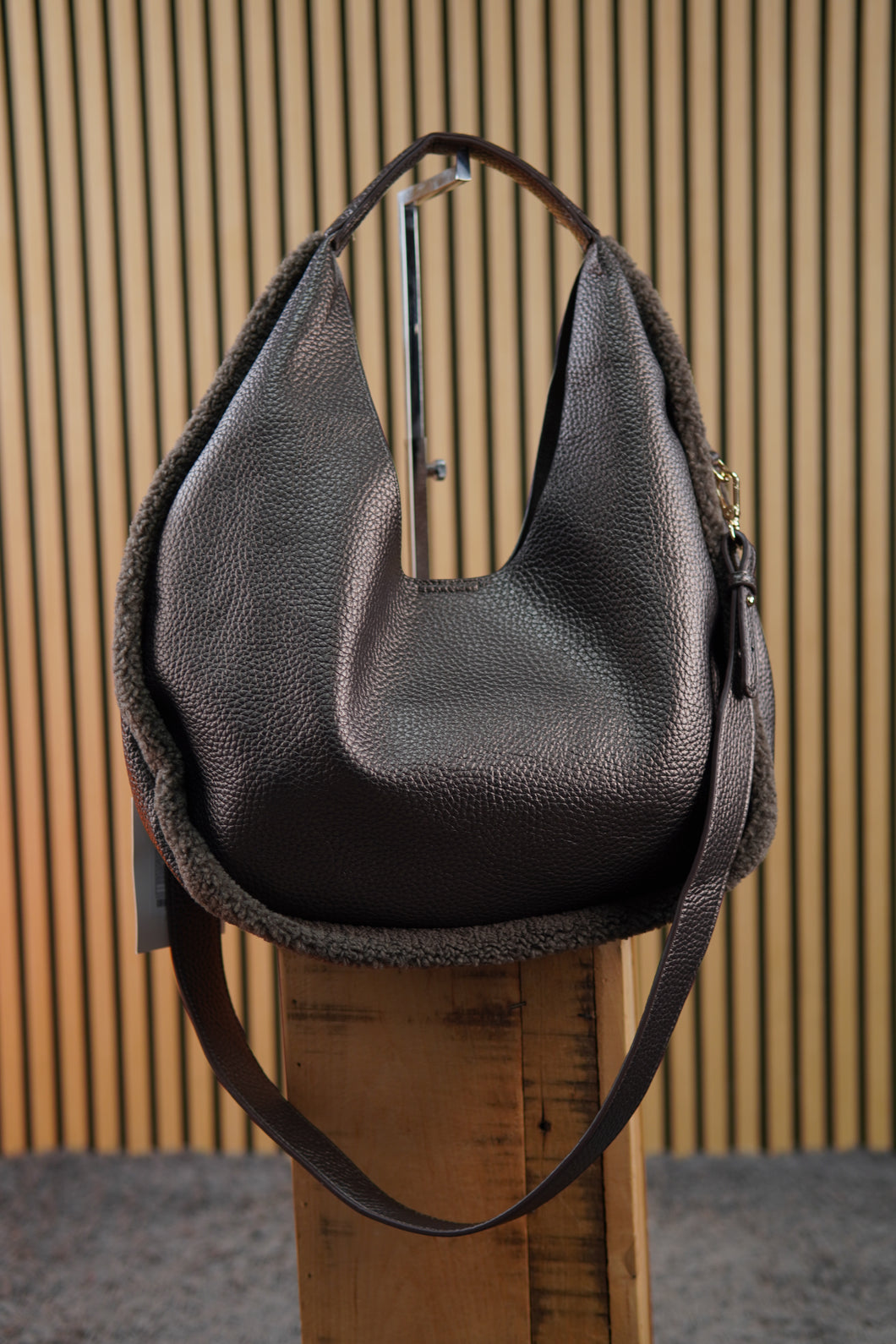 Borsa Zaira