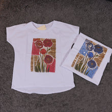 Carica l'immagine nel visualizzatore di Gallery, T Shirt Over Flower
