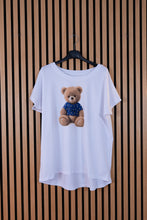 Carica l'immagine nel visualizzatore di Gallery, T Shirt Over Orso
