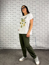 Carica l&#39;immagine nel visualizzatore di Gallery, T shirt Curvy Carla
