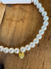 Carica l&#39;immagine nel visualizzatore di Gallery, Bracciale Perle Sottile
