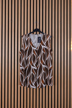 Carica l'immagine nel visualizzatore di Gallery, Camicia Alba
