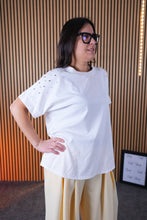 Carica l'immagine nel visualizzatore di Gallery, T Shirt Over Brillanti
