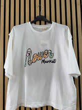 Carica l&#39;immagine nel visualizzatore di Gallery, T shirt over Flower Market

