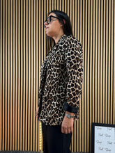 Carica l&#39;immagine nel visualizzatore di Gallery, Giacca Leopard
