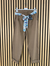 Carica l&#39;immagine nel visualizzatore di Gallery, Pantalone Roberta
