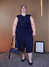 Carica l'immagine nel visualizzatore di Gallery, Abito Curvy Alessia
