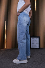 Carica l'immagine nel visualizzatore di Gallery, Jeans Fiocchetti

