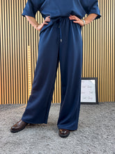 Carica l&#39;immagine nel visualizzatore di Gallery, Pantalone Over Elisa
