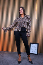 Carica l'immagine nel visualizzatore di Gallery, Camicia Leopard

