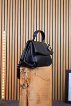 Carica l'immagine nel visualizzatore di Gallery, Borsa Betty
