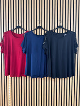 Carica l&#39;immagine nel visualizzatore di Gallery, Maglia Over Perle
