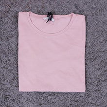 Carica l'immagine nel visualizzatore di Gallery, T Shirt Altamira
