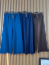 Carica l&#39;immagine nel visualizzatore di Gallery, Pantalone Grazia
