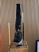 Carica l'immagine nel visualizzatore di Gallery, Borsa Clarissa
