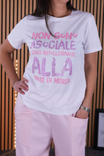 Carica l'immagine nel visualizzatore di Gallery, T Shirt Asociale
